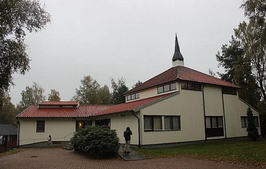 Saopćenje za javnost Ureda muftije za Zapadnu Europu i IZB u Švedskoj povodom napada na džamiju u Gislavedu u Švedskoj