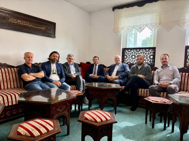 Zajedničko saopštenje Ureda muftije za Zapadnu Europu, Islamske zajednice Bošnjaka u Švedskoj i Džematskog odbora džemata Örebro