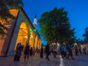 Hutba o pomaganju starih i iznemoglih