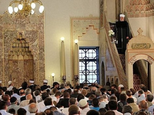 Bajramska hutba reisul-uleme Islamske zajednice  u Bosni i Hercegovini dr. Huseina Kavazovića